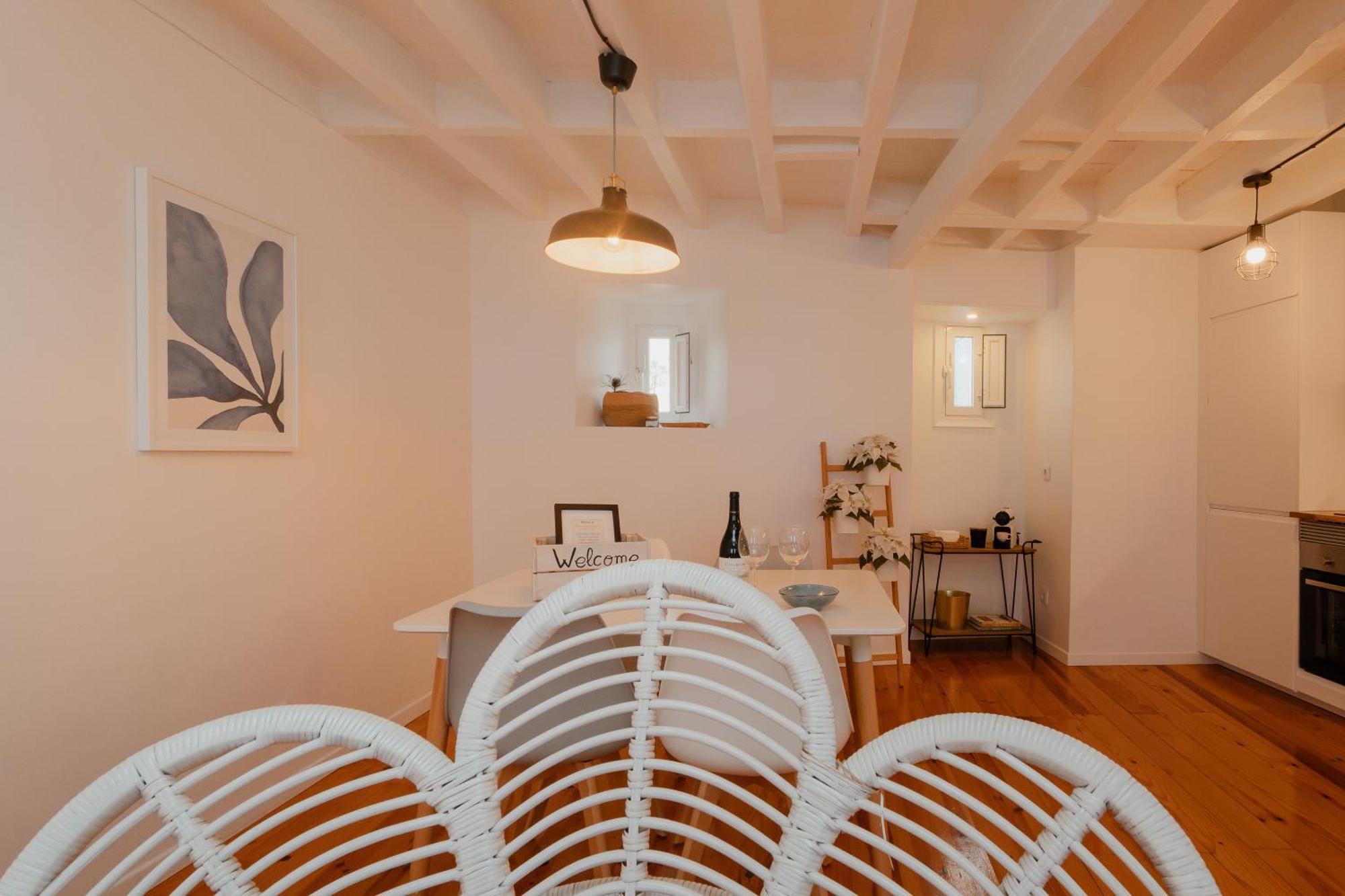 Stylish Getaway In A Mezzanine Flat By The Castle Apartment Lisabona Exterior foto